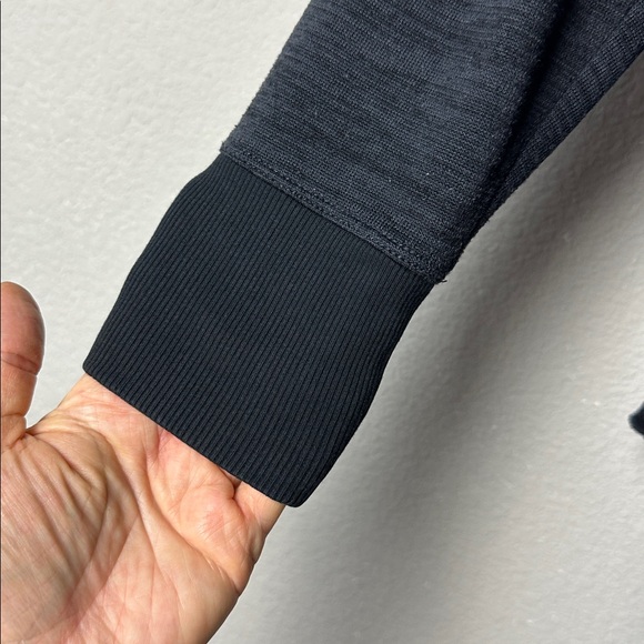 Athleta Hooded Space-Dyed Sweatshirt Size M - Picture 5 of 6